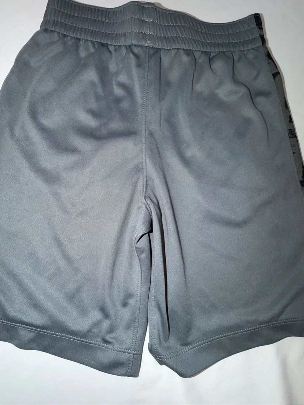 Nike Gray and Black Boys' Dri-Fit Performance Shorts M 0020